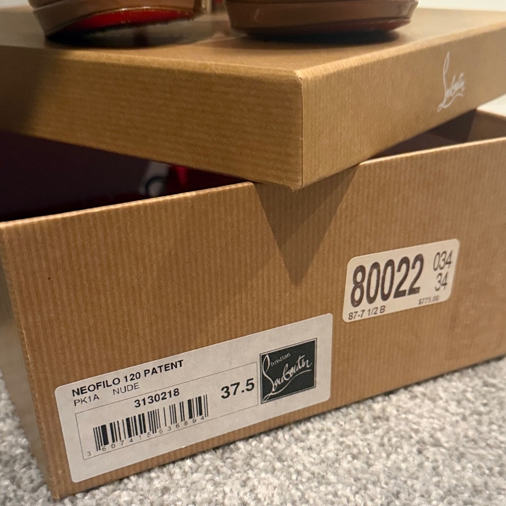 Christian Louboutin Pumps - Picture 2 of 10